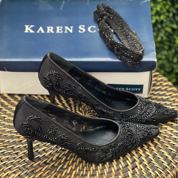 Karen Scott black mesh embellished pumps size 7.5 like new condition - Picture 1 of 11